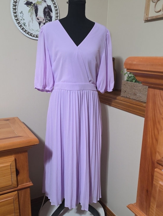 Merokeety Dresses & Skirts - Lavender V-Neck Pleated Maxi Dress